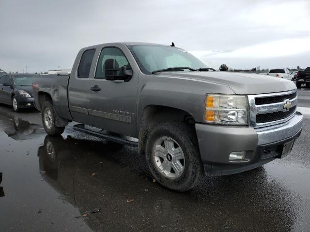 1GCEK19J97Z511830 - 2007 CHEVROLET SILVERADO K1500 GRAY photo 4