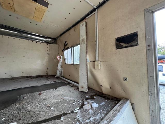 272134HT853 - 1984 TGMY HORSE TRLR WHITE photo 6