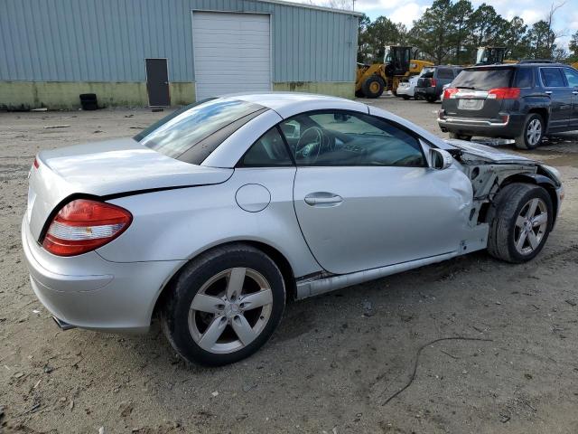 WDBWK54F76F084029 - 2006 MERCEDES-BENZ SLK 280 SILVER photo 3