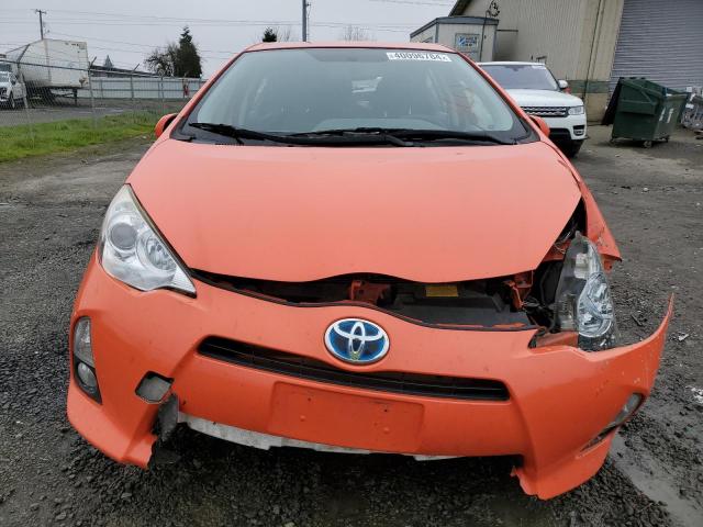 JTDKDTB37E1063720 - 2014 TOYOTA PRIUS ORANGE photo 5