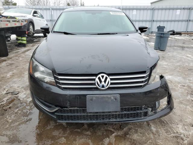 1VWBH7A33DC084822 - 2013 VOLKSWAGEN PASSAT SE BLACK photo 5