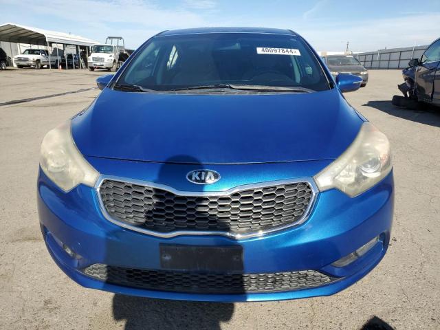 KNAFX4A84E5083876 - 2014 KIA FORTE EX BLUE photo 5