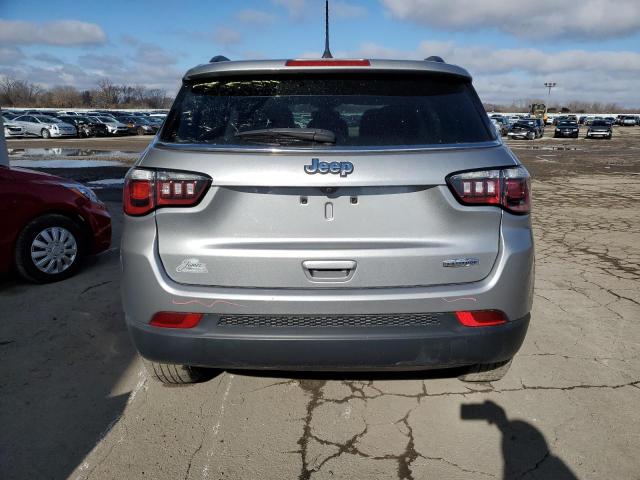 3C4NJCBB3JT502461 - 2018 JEEP COMPASS LATITUDE SILVER photo 6