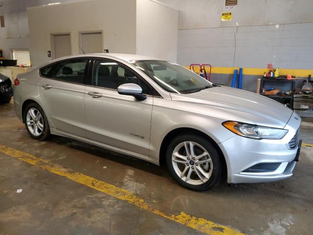 3FA6P0LU9JR129172 - 2018 FORD FUSION SE HYBRID SILVER photo 4