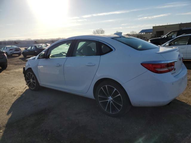 1G4PW5SK8G4157394 - 2016 BUICK VERANO SPORT TOURING WHITE photo 2