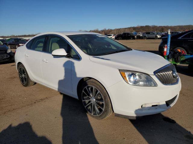 1G4PW5SK8G4157394 - 2016 BUICK VERANO SPORT TOURING WHITE photo 4