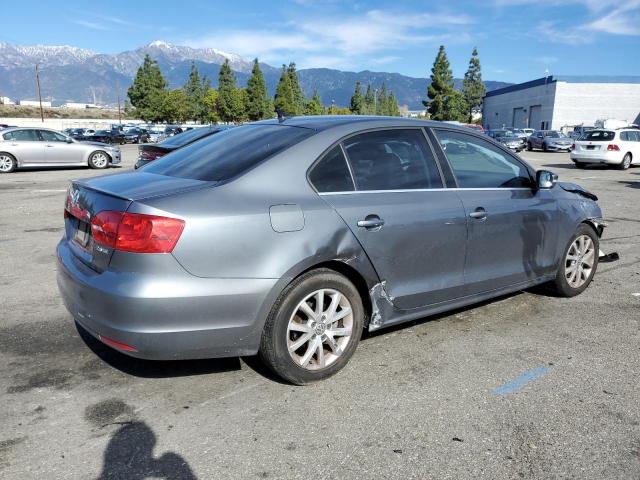 3VWDP7AJ6DM426739 - 2013 VOLKSWAGEN JETTA SE GRAY photo 3