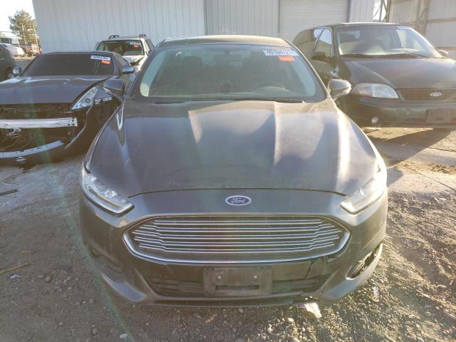 3FA6P0H72FR237563 - 2015 FORD FUSION SE GRAY photo 5