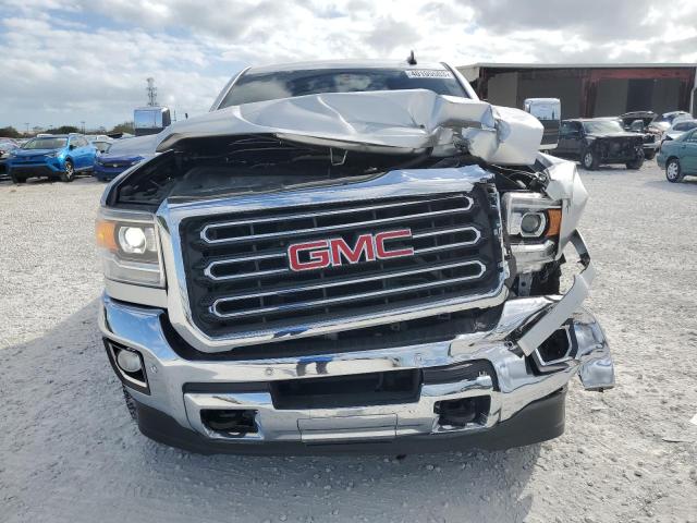 1GT12TE82GF151394 - 2016 GMC SIERRA K2500 SLT SILVER photo 5