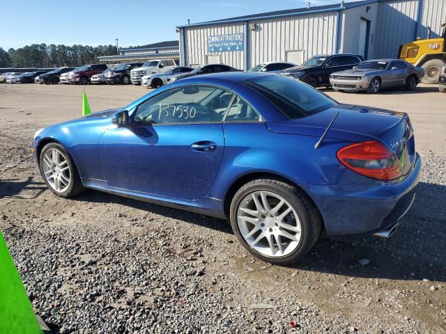 WDBWK54F39F190062 - 2009 MERCEDES-BENZ SLK 300 BLUE photo 2