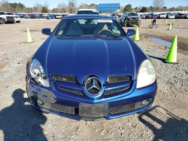 WDBWK54F39F190062 - 2009 MERCEDES-BENZ SLK 300 BLUE photo 5