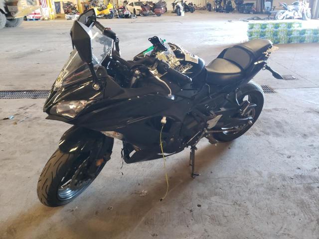 JKAEXEJ19HDA00067 - 2017 KAWASAKI EX650 J შავი ფოტო 2