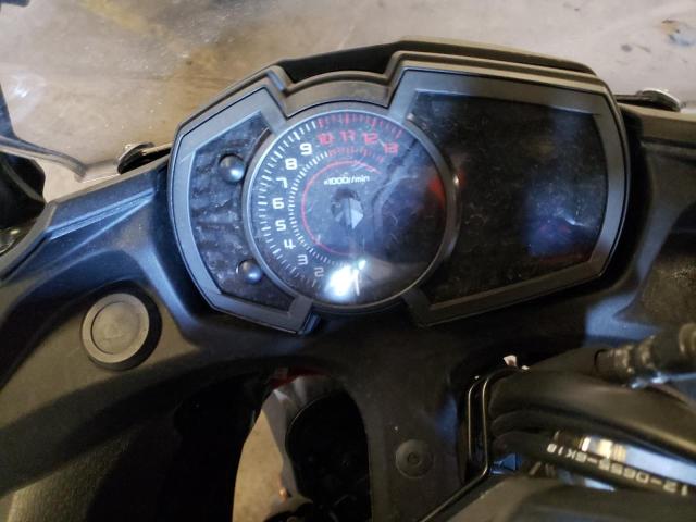 JKAEXEJ19HDA00067 - 2017 KAWASAKI EX650 J შავი ფოტო 8