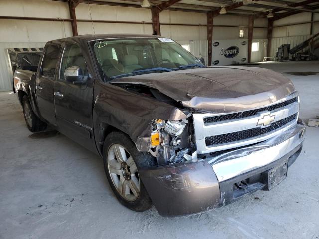 2GCEC13J471674125 - 2007 CHEVROLET SILVERADO C1500 CREW CAB BROWN photo 4