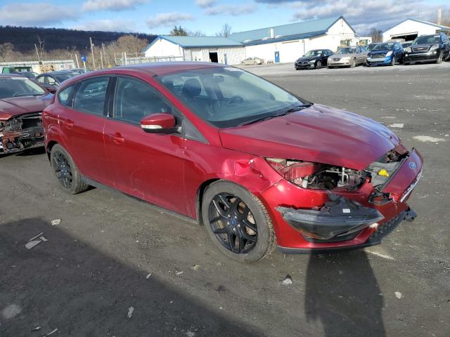 1FADP3K25GL375927 - 2016 FORD FOCUS SE RED photo 4