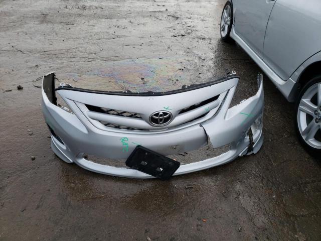 2T1BU4EE2DC101920 - 2013 TOYOTA COROLLA BASE SILVER photo 12