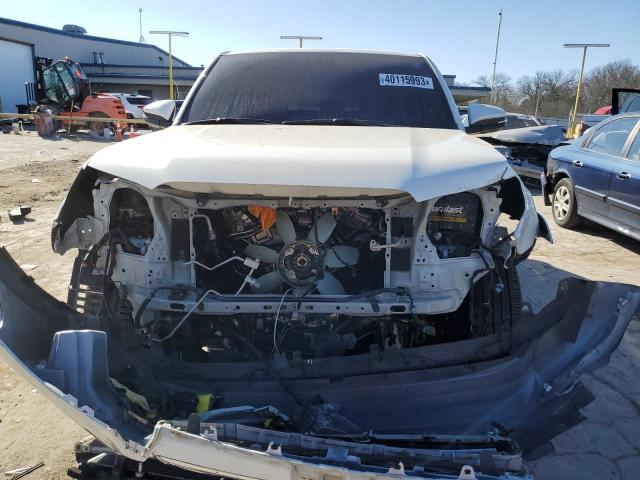 JTEBU5JR5J5565190 - 2018 TOYOTA 4RUNNER SR5/SR5 PREMIUM WHITE photo 5