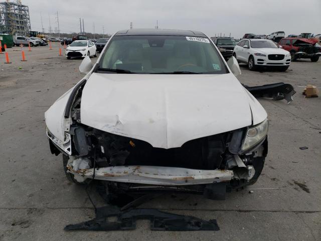 2LMHJ5FRXBBJ52520 - 2011 LINCOLN MKT WHITE photo 5