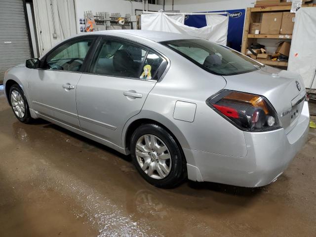 1N4AL2AP2CN426532 - 2012 NISSAN ALTIMA BASE SILVER photo 2