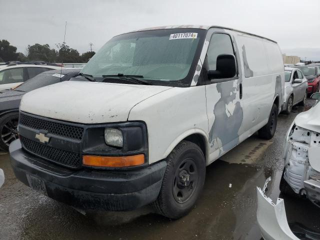 1GCFG15X371201302 - 2007 CHEVROLET EXPRESS G1 WHITE photo 1