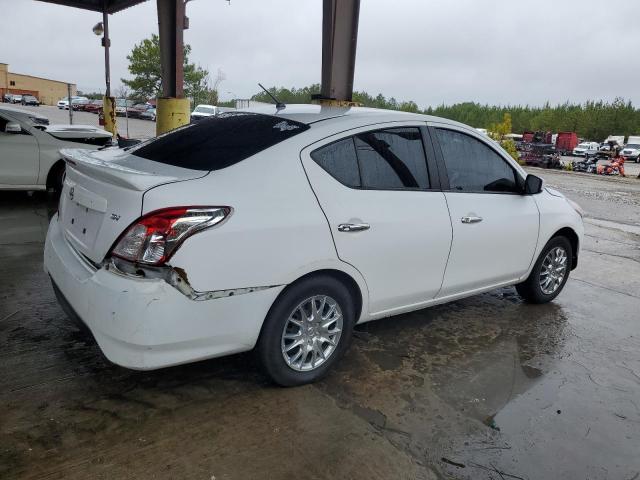 3N1CN7AP0KL840131 - 2019 NISSAN VERSA S WHITE photo 3