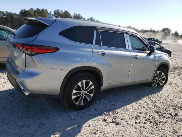 5TDHZRBHXLS502595 - 2020 TOYOTA HIGHLANDER XLE SILVER photo 3