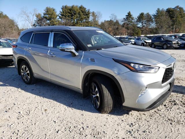 5TDHZRBHXLS502595 - 2020 TOYOTA HIGHLANDER XLE SILVER photo 4