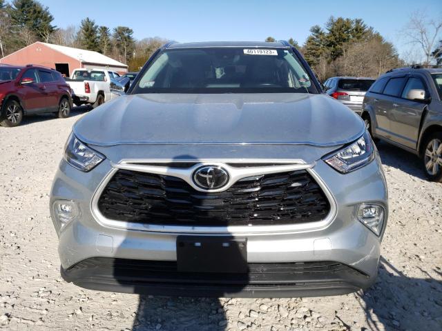 5TDHZRBHXLS502595 - 2020 TOYOTA HIGHLANDER XLE SILVER photo 5