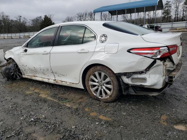 JTNB11HK6J3006799 - 2018 TOYOTA CAMRY L WHITE photo 2