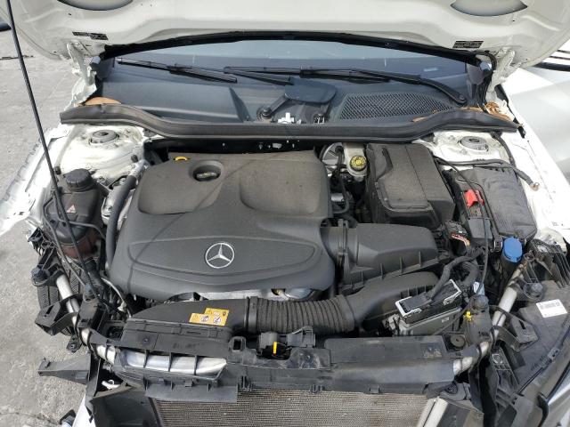 WDCTG4GB6JJ467937 - 2018 MERCEDES-BENZ GLA 250 4MATIC WHITE photo 11