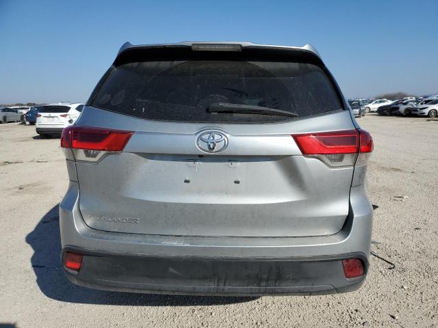 5TDZZRFH4KS295182 - 2019 TOYOTA HIGHLANDER LE SILVER photo 6