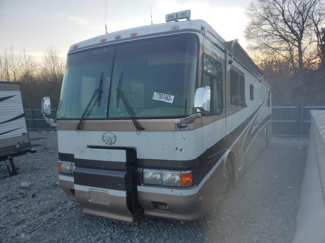 1RF120618X1006401 - 1999 ROADMASTER RAIL EXECUTIVE/ Белый фото 2