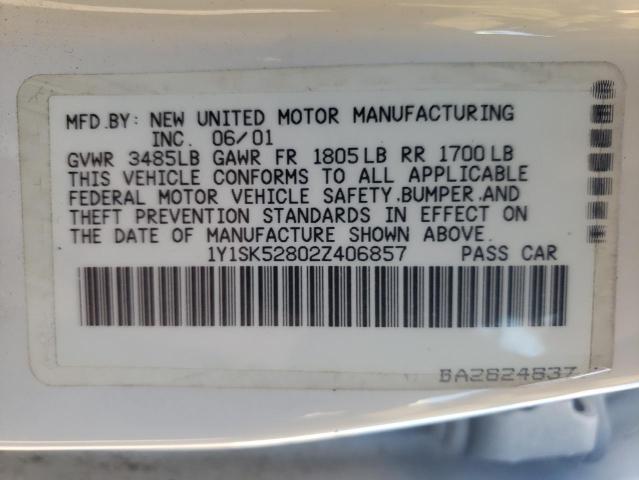 1Y1SK52802Z406857 - 2002 CHEVROLET GEO PRIZM BASE WHITE photo 12