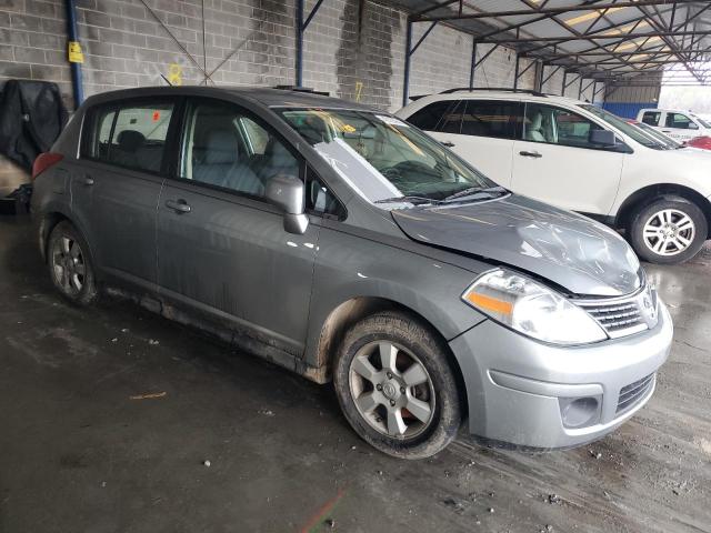 3N1BC13E69L415601 - 2009 NISSAN VERSA S GRAY photo 4