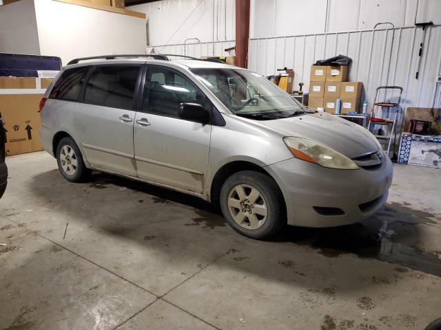 5TDZA23C26S467464 - 2006 TOYOTA SIENNA CE SILVER photo 4