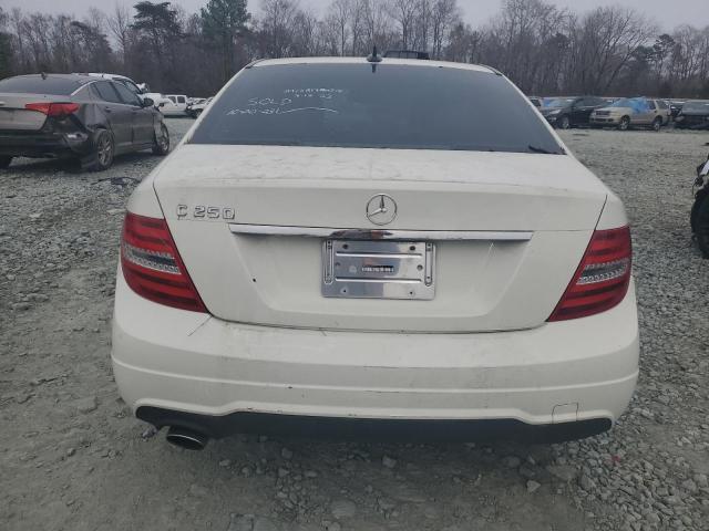 WDDGF4HBXCR222934 - 2012 MERCEDES-BENZ C 250 WHITE photo 6