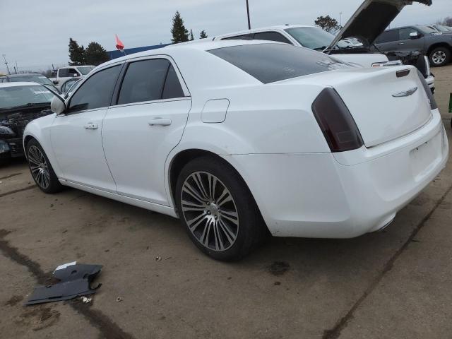 2C3CCABG2CH306982 - 2012 CHRYSLER 300 S WHITE photo 2