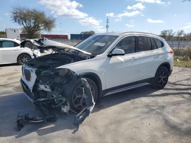 WBXHU7C34J5L08589 - 2018 BMW X1 SDRIVE28I WHITE photo 1