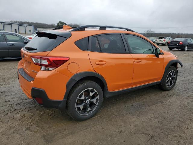 JF2GTABC1JH272113 - 2018 SUBARU CROSSTREK PREMIUM ORANGE photo 3