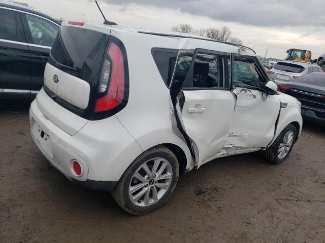 KNDJP3A52J7900919 - 2018 KIA SOUL + WHITE photo 3