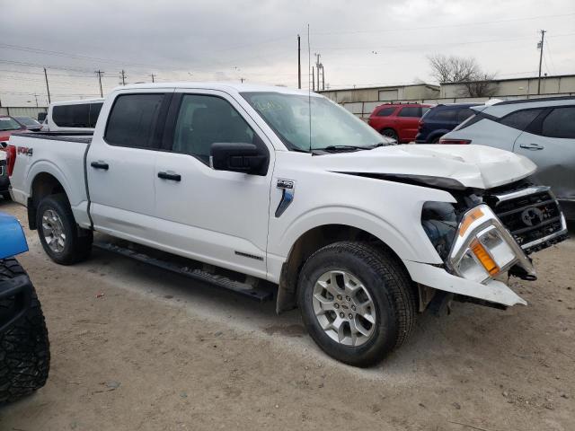 1FTFW1ED1MFB09810 - 2021 FORD F150 SUPERCREW WHITE photo 4