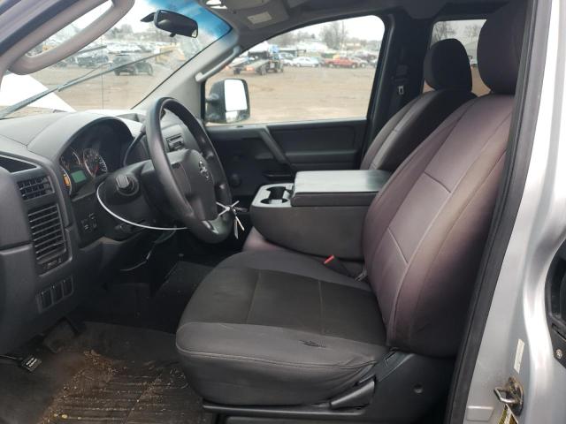 1N6AA06C98N338897 - 2008 NISSAN TITAN XE SILVER photo 7