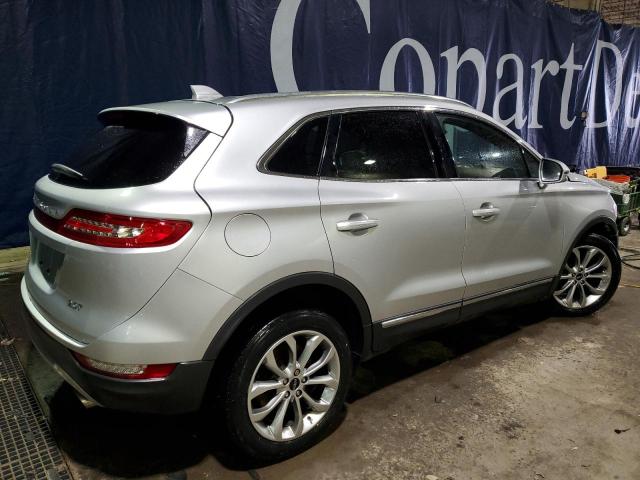 5LMCJ2C98JUL23182 - 2018 LINCOLN MKC SELECT 银色 照片 3