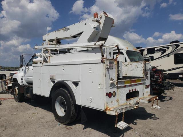 1GBM7H1C3WJ109757 - 1998 CHEVROLET C-SERIES C7H042 白色 照片 3