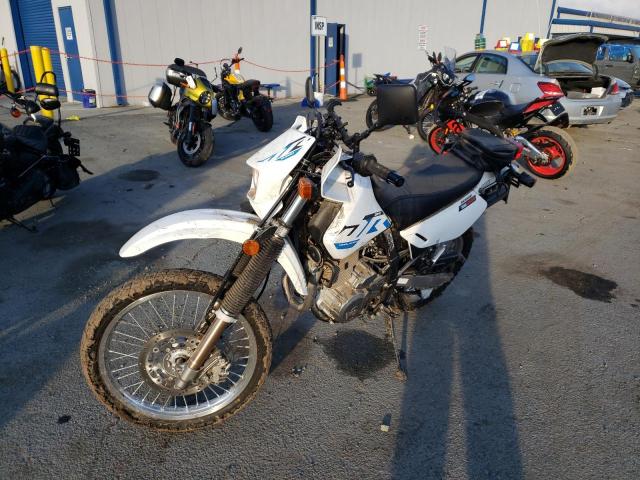 JS1SP46D6P7101352 - 2023 SUZUKI DR650 SE WHITE photo 2