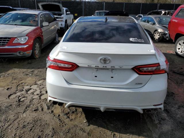 4T1B61HK0KU710106 - 2019 TOYOTA CAMRY XSE WHITE photo 6