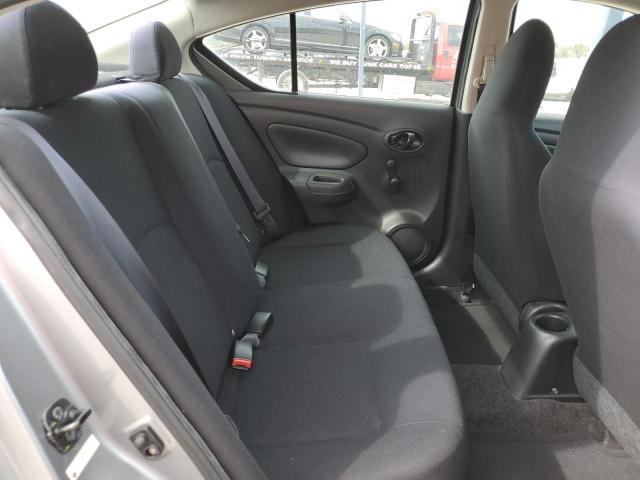 3N1CN7AP0DL833635 - 2013 NISSAN VERSA S GRAY photo 10