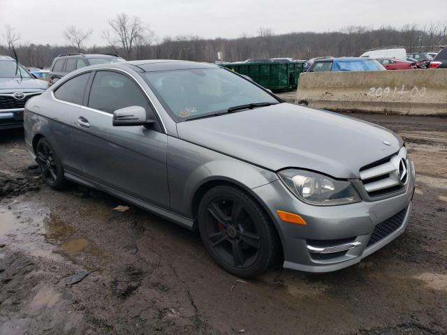 WDDGJ4HB0DG024312 - 2013 MERCEDES-BENZ C 250 SILVER photo 4