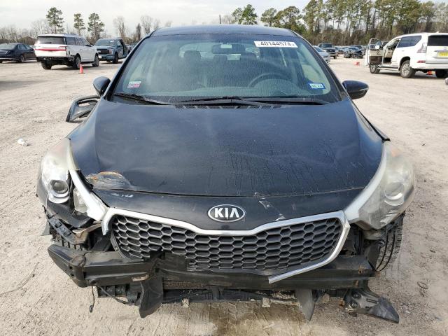 KNAFK5A89G5527986 - 2016 KIA FORTE LX BLACK photo 5