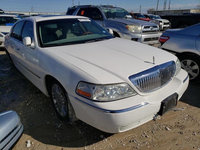 1LNHM82V47Y632148 - 2007 LINCOLN TOWN CAR SIGNATURE LIMITED WHITE photo 4